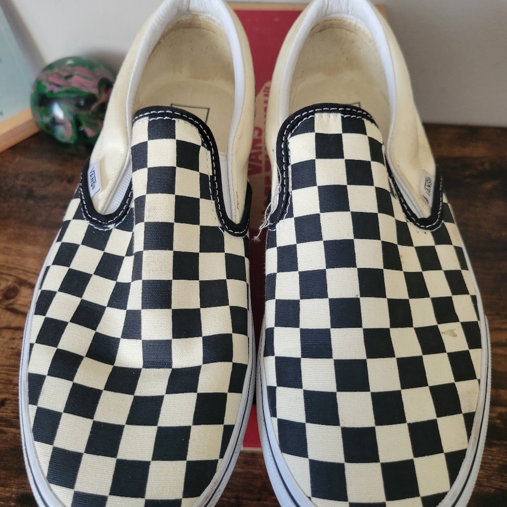 Women's size 10 Vans platform sneakers